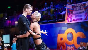 Jaakko Saaristo ja Anne Haataja tanssilattialla